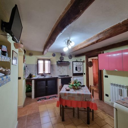 Il Sentiero Lägenhet Poggio Bustone Exteriör bild