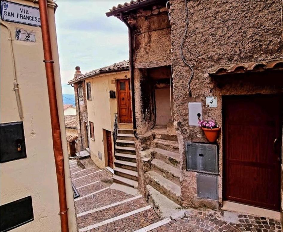 Il Sentiero Lägenhet Poggio Bustone Exteriör bild